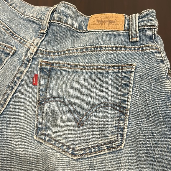 Levi’s 550 Denim High Waist Distressed Cutoff Shorts Size 4 - Picture 4 of 10